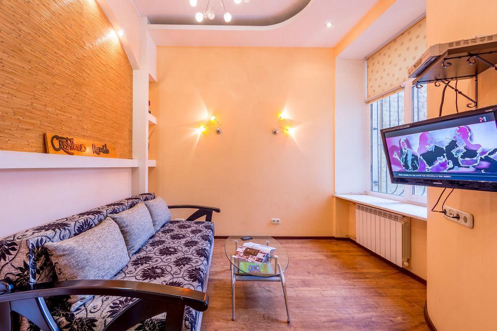 Hostel Kreschatik Kiev Exterior foto